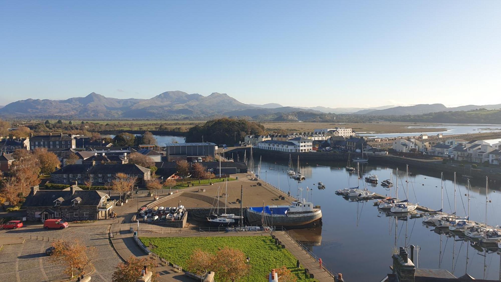 Harbour & Mountain Views, Porthmadog House, Sleeps 9, 4 Bedrooms, Two And Half Bathrooms Екстериор снимка