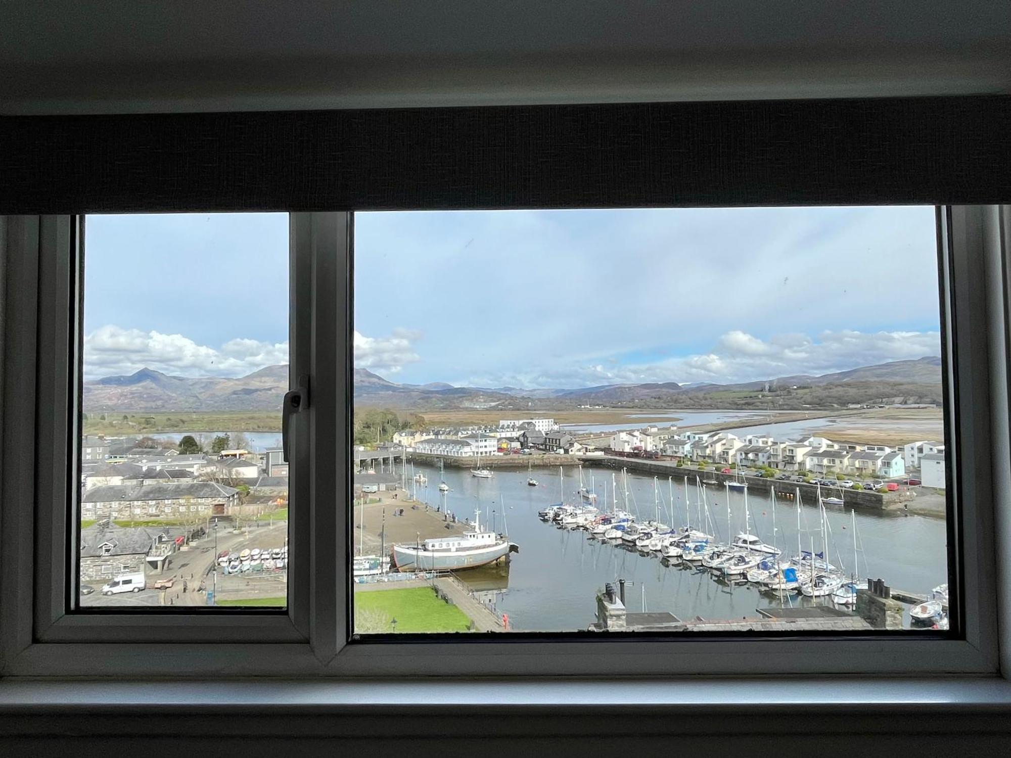 Harbour & Mountain Views, Porthmadog House, Sleeps 9, 4 Bedrooms, Two And Half Bathrooms Екстериор снимка